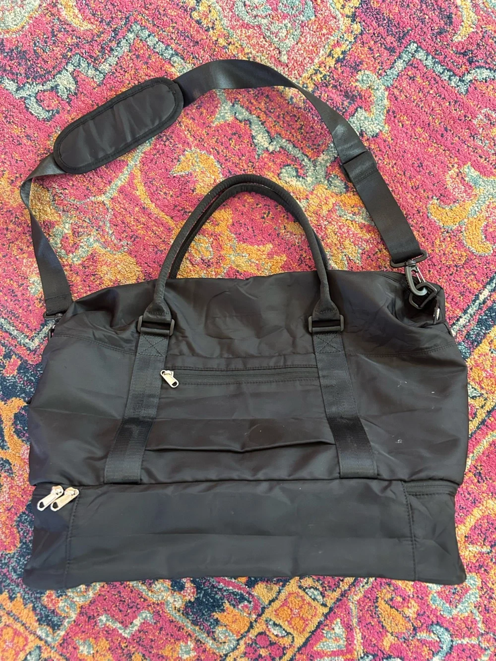 Floless Workshop | Unisex Black Travel Duffel Tote Bag Crossbody/Shoulder Straps